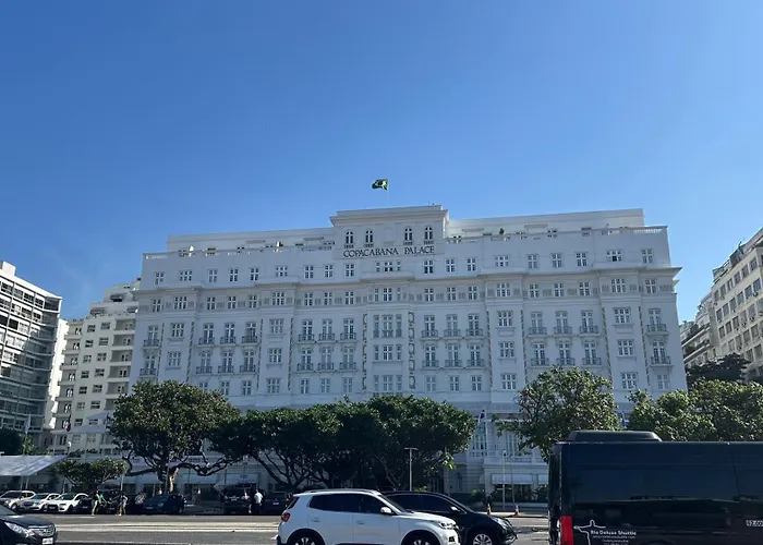 Beautiful Copacabana Beach House Na Quadra Da Praia Rio de Janeiro